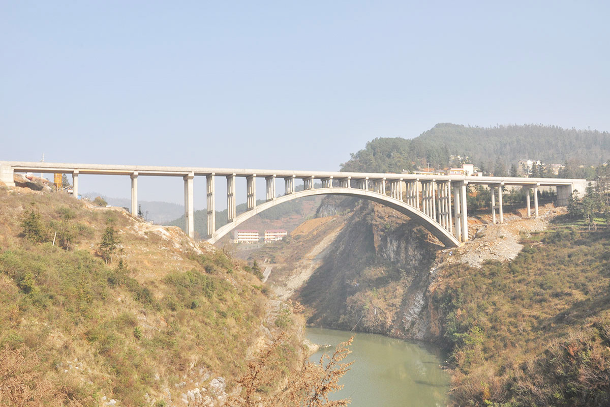 盘县鱼洞坝水库复建工程三座大桥工程